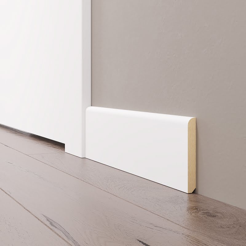 Плинтус в цвет дверей