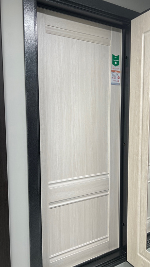 Межкомнатная дверь  