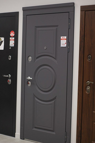 Входная дверь  