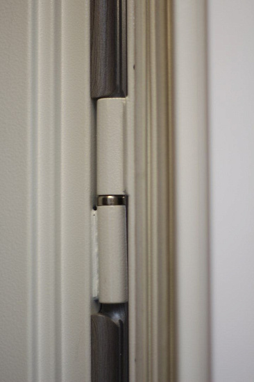 Входная дверь  