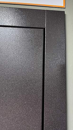 Входная дверь  