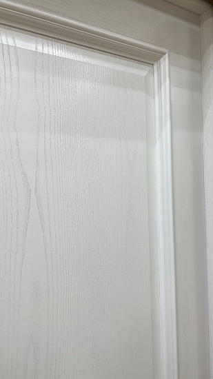 Межкомнатная дверь  