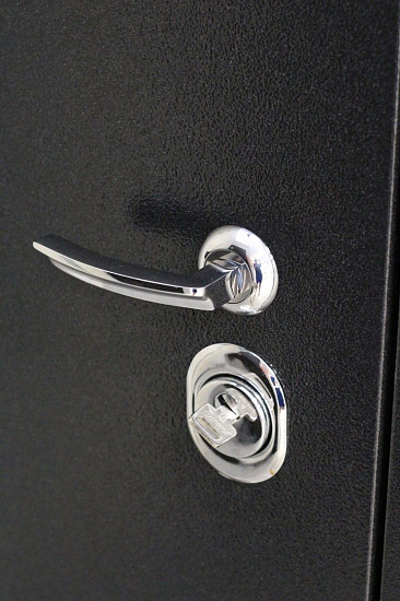 Входная дверь  