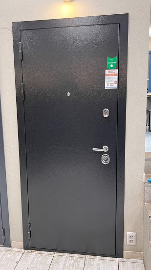 Входная дверь  