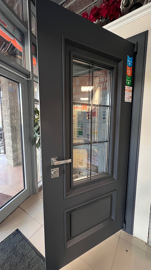 Входная дверь  